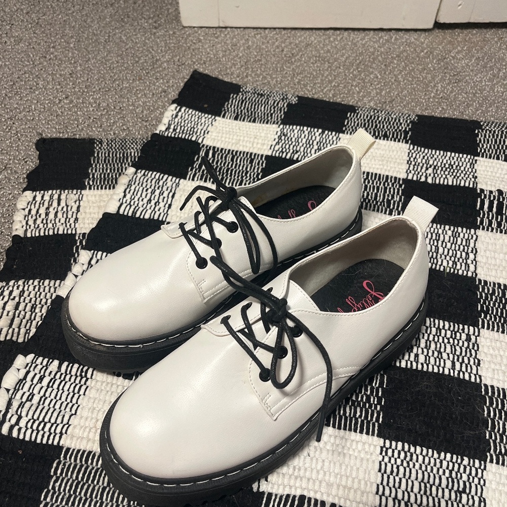 White off brand docs